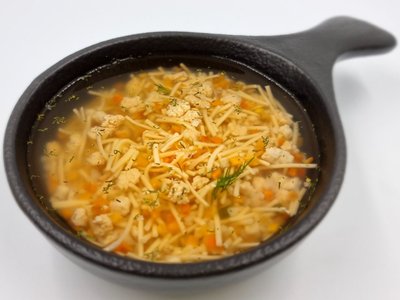 Суп з локшиною та веганським мʼясом CFDv003 фото
